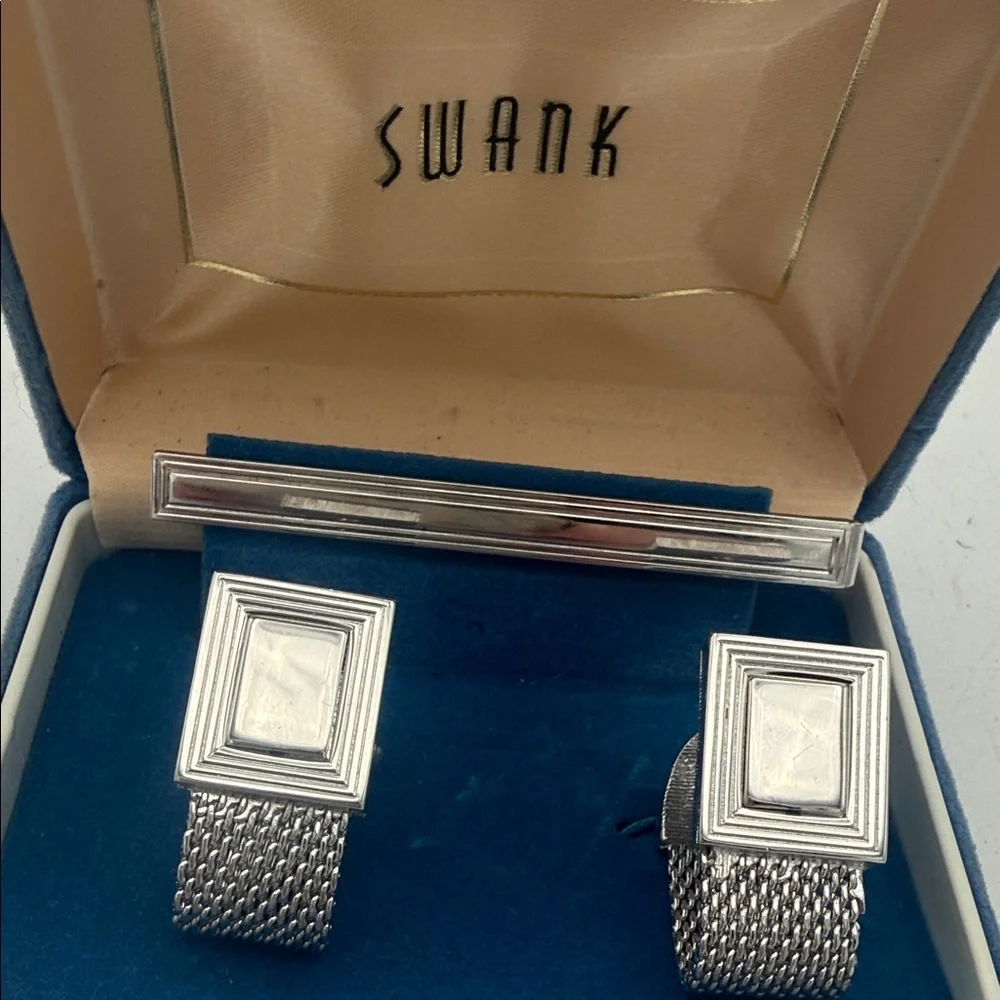 VTG SWANK Silvertone Rectangular Mesh Cufflinks with Matching Tie Bar